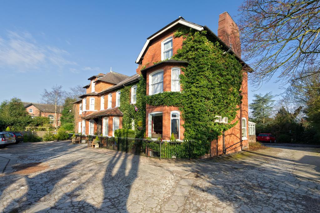 Cheshire Hospitality Ltd Trading As Lennox Lea Studios And Apartments Sale Eksteriør billede